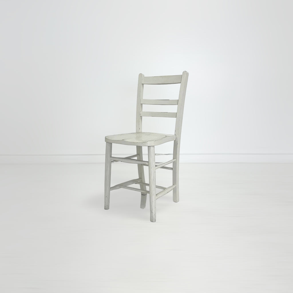 ホワイトチェア