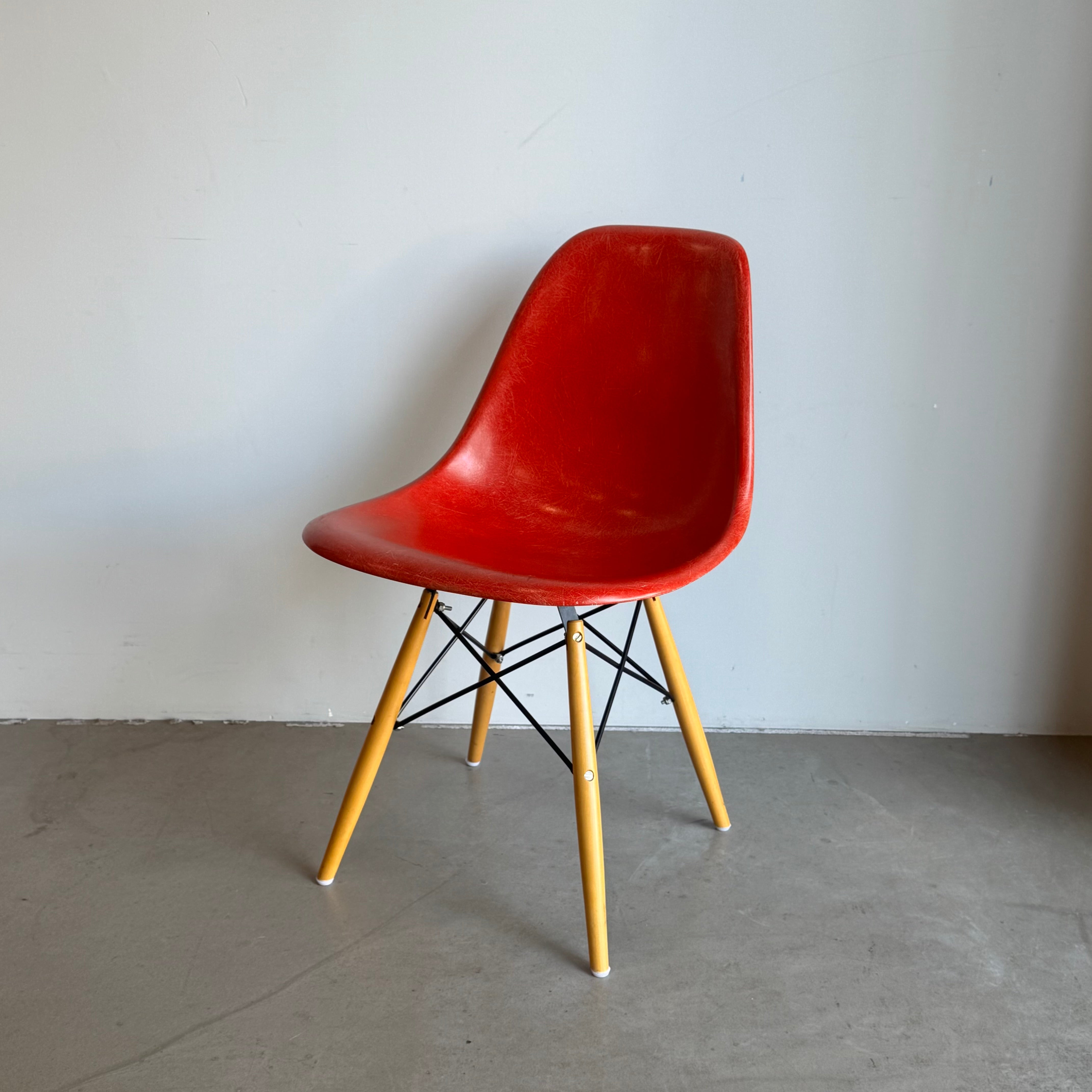 イームズ　椅子 楽天市場】イームズ Low Wire Base シェルチェア キャッツ