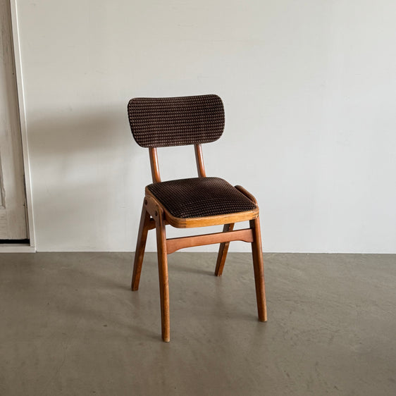 ヴィンテージチェア  E.A.CLARE ＆ SON LTD.